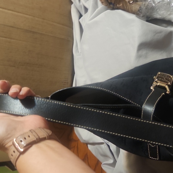 EUC** Dooney and Bourke*** Black - Picture 7 of 7
